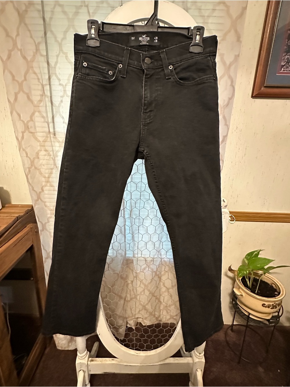 Hollister Men's Black Straight Jeans